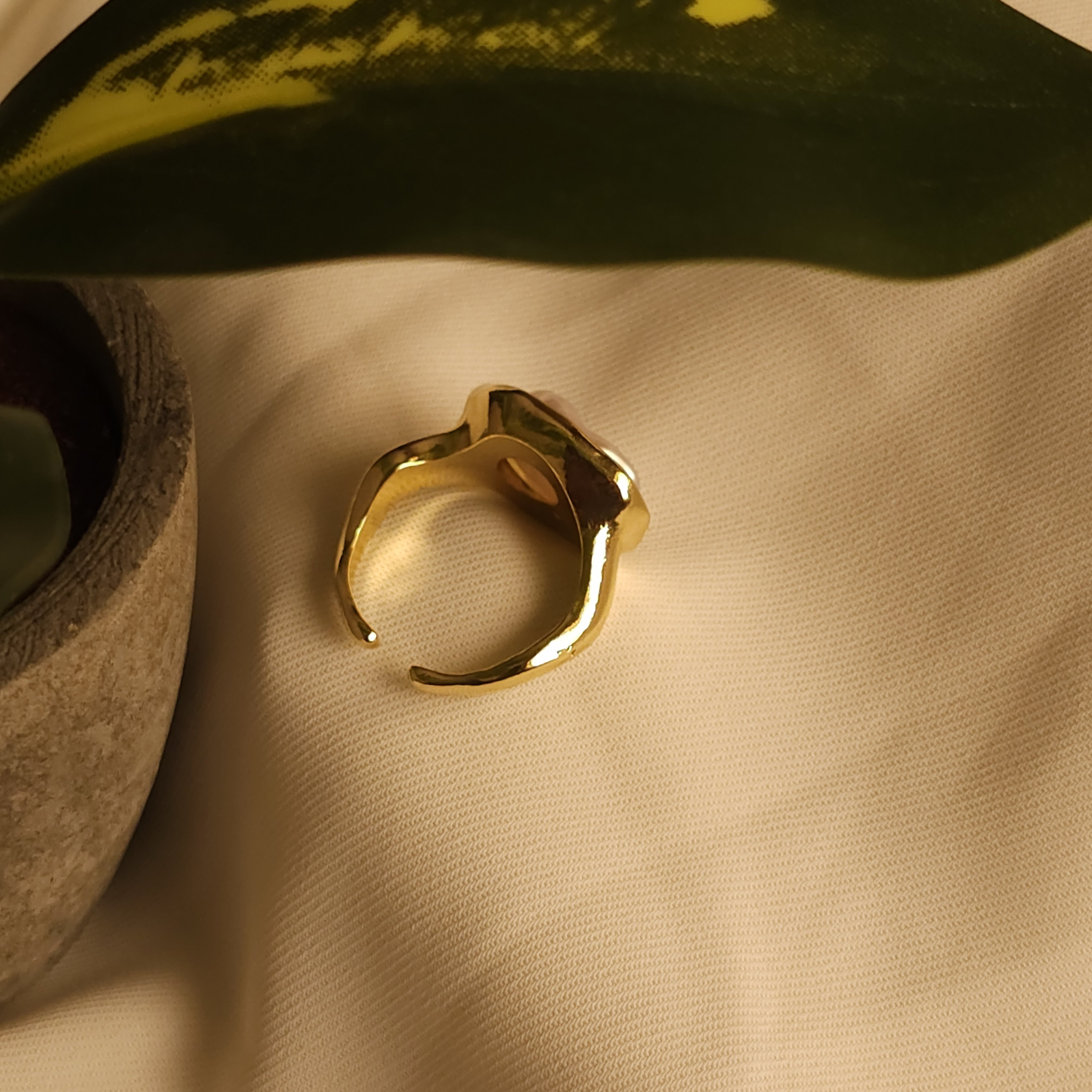 Retro Asymmetrical Pearl Ring