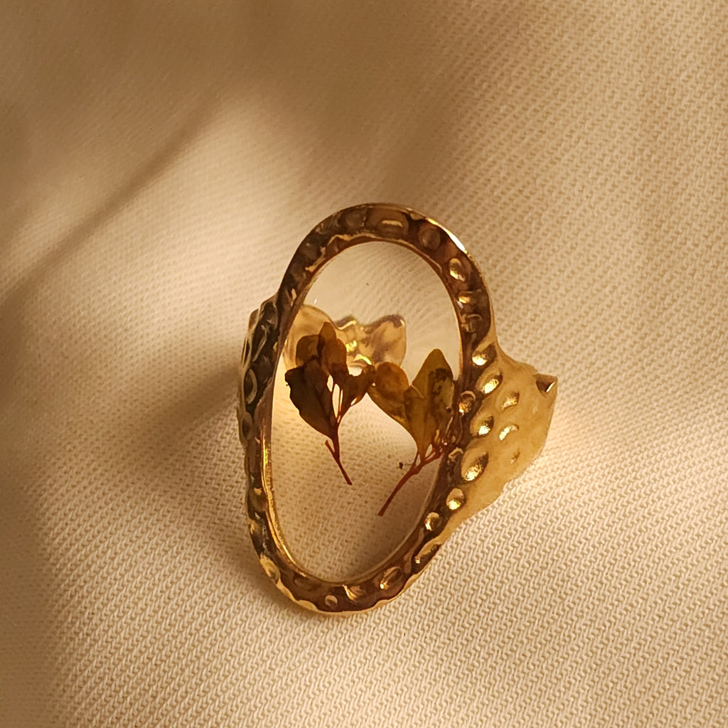 Eternal Flower Ring Oval