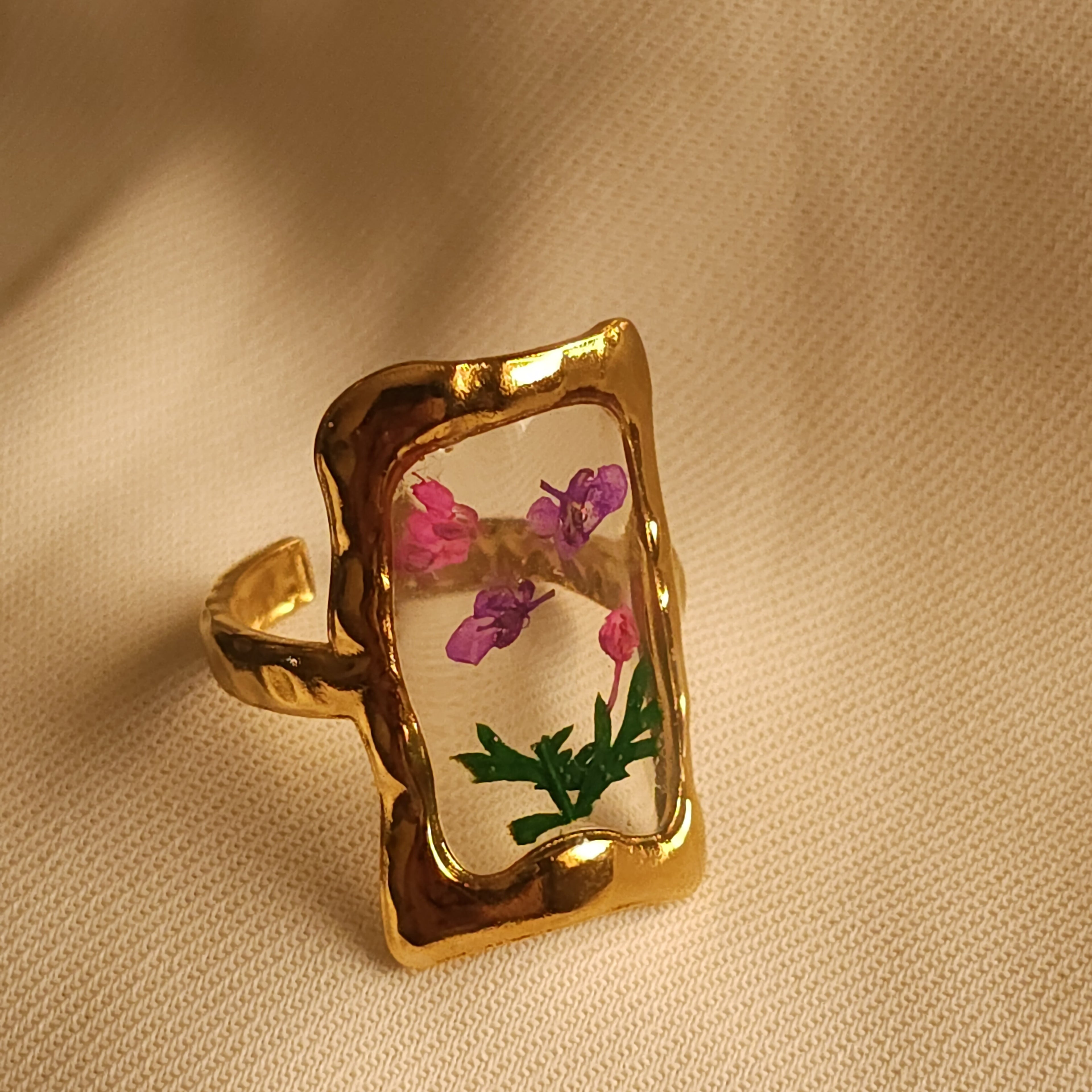 Eternal Flower Ring Rectangle