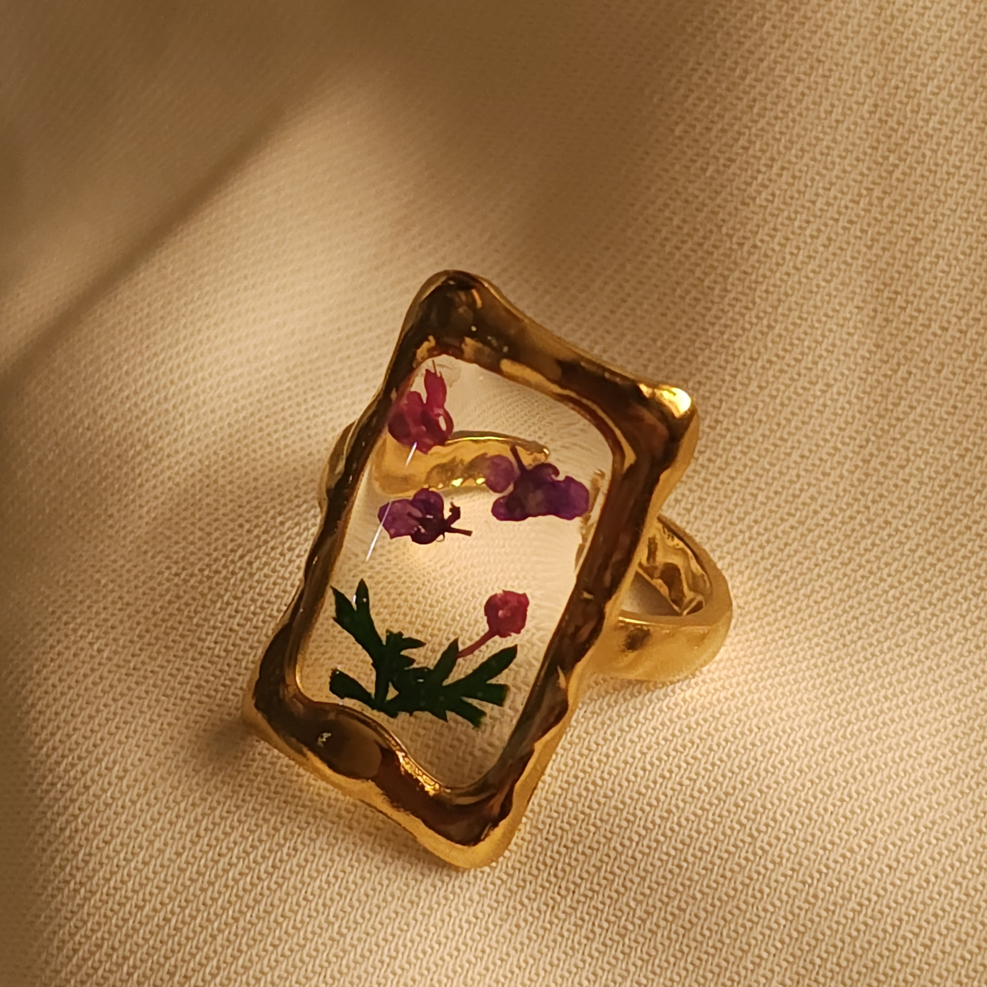 Eternal Flower Ring Rectangle