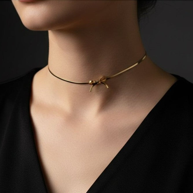 Side Bow Choker