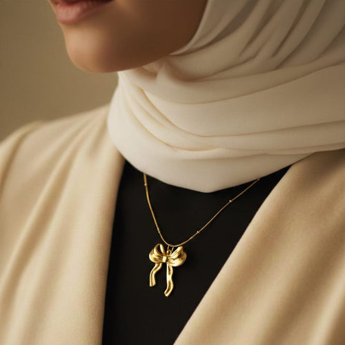 Bow Pendant Necklace