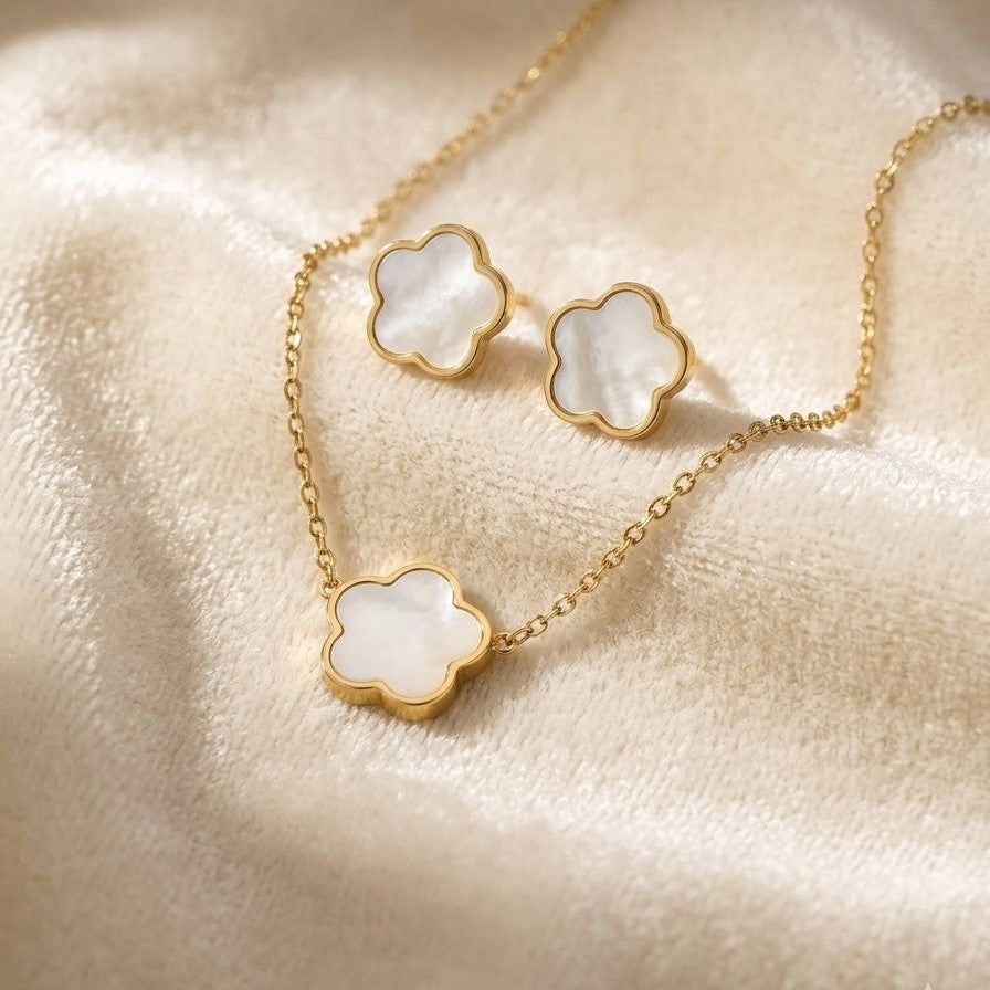 Motif Necklace Set