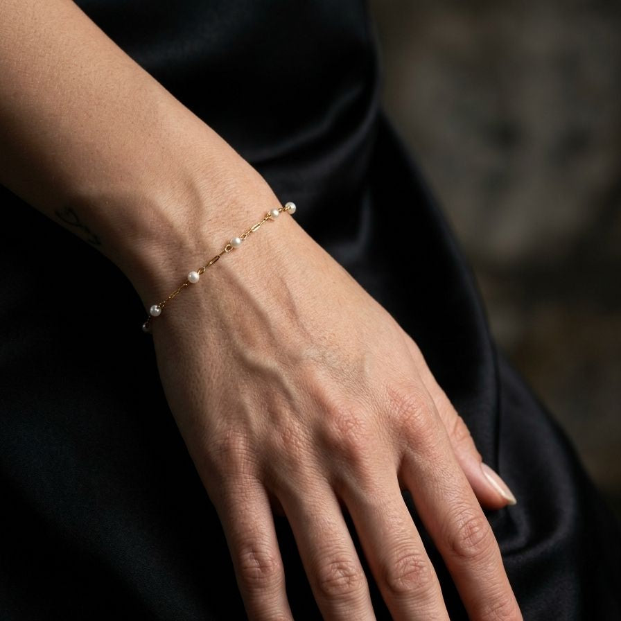 Everyday Pearl Bracelet