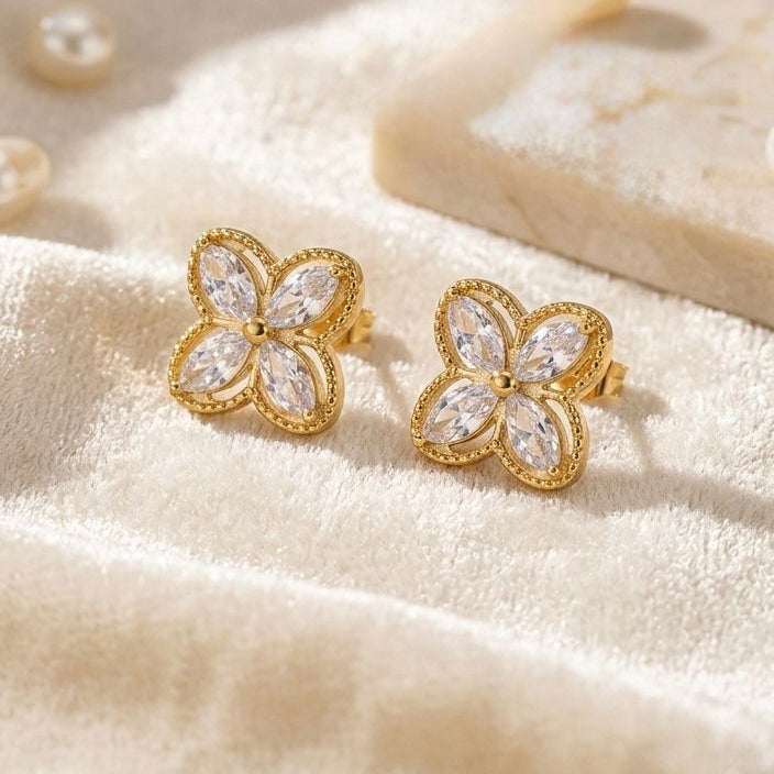 Motif Earring