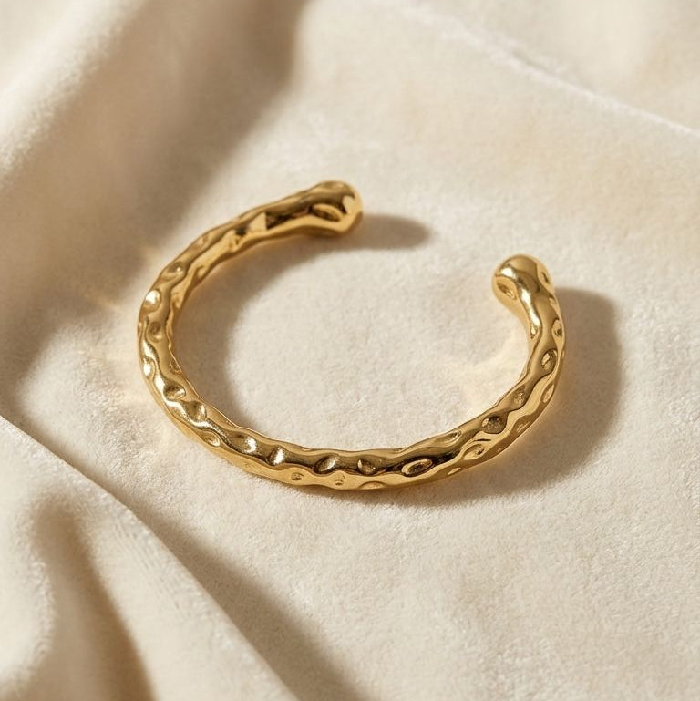 Chunky Cuff DSGN01