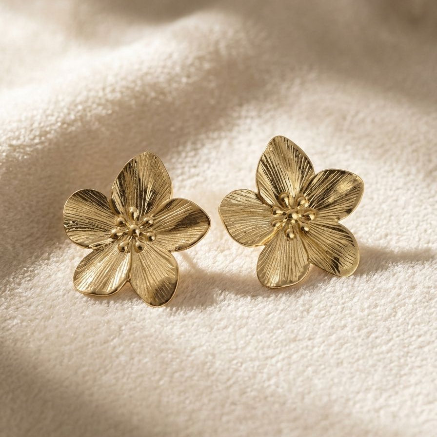 DSGN03 Flower Earring